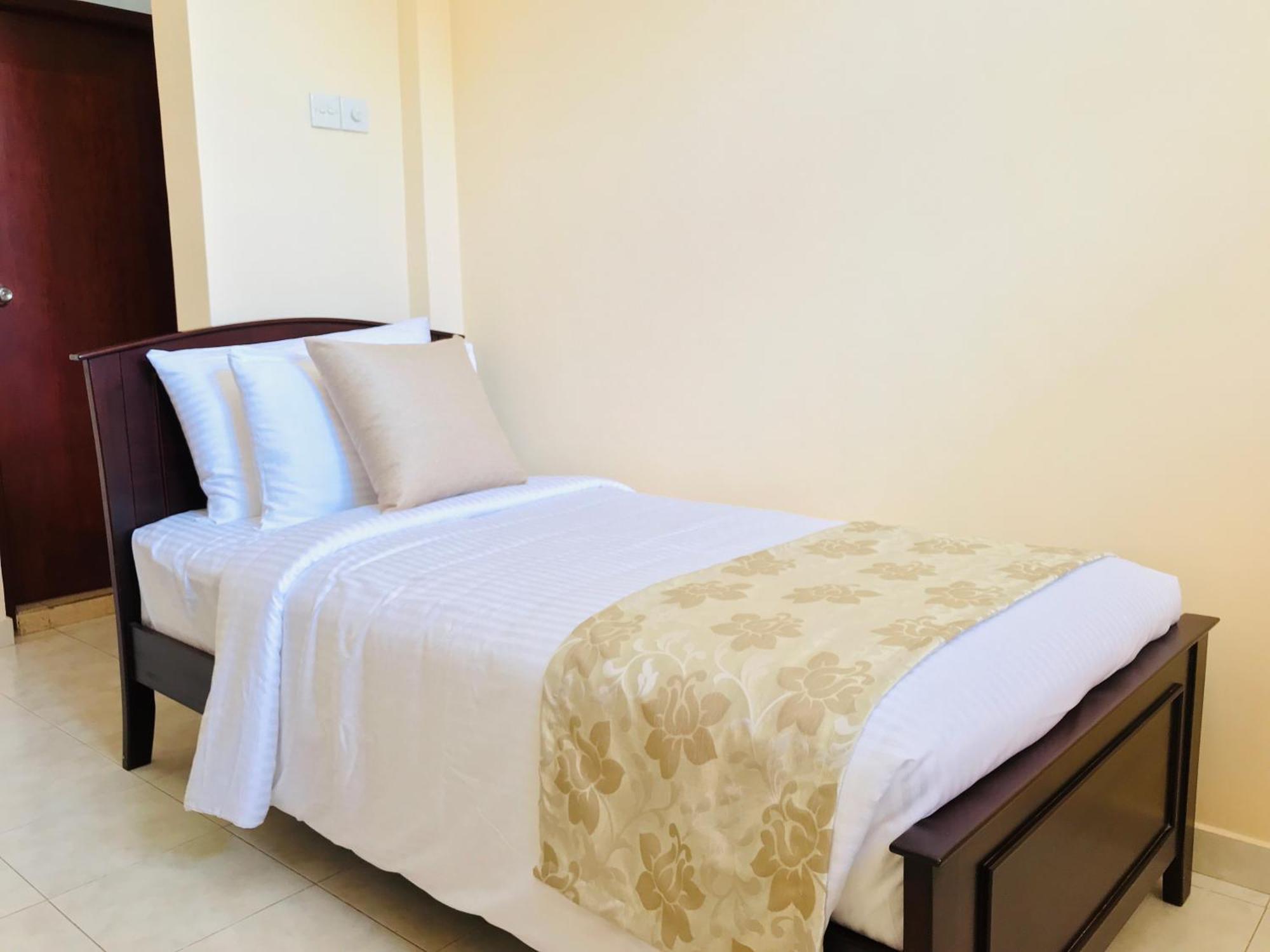 Siluni'S Villa Anuradhapura Habitación foto