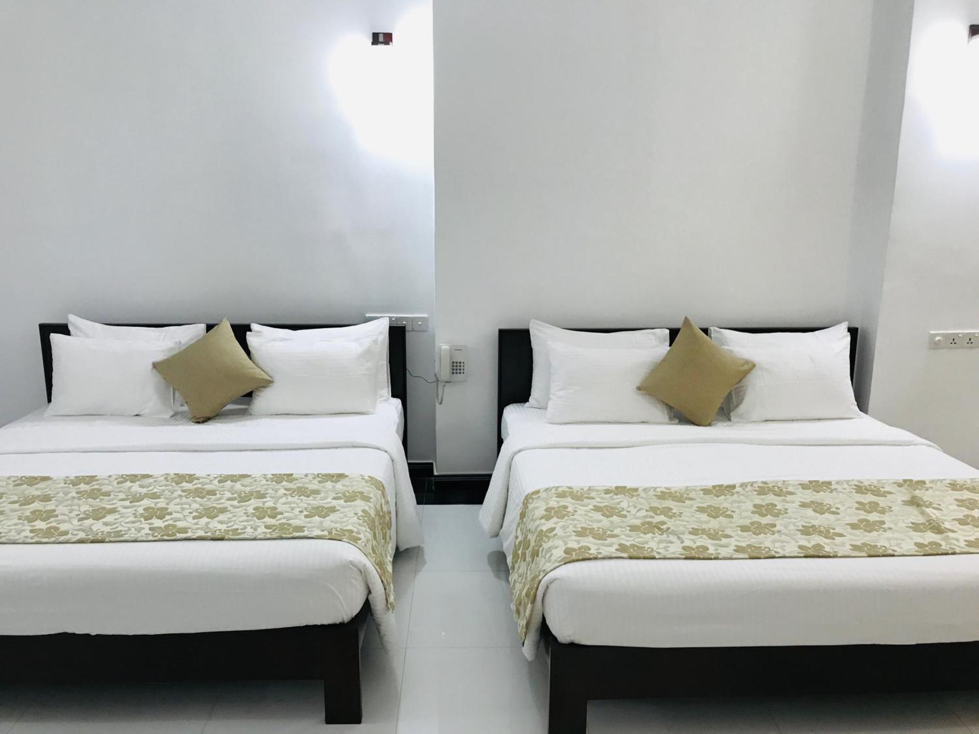 Siluni'S Villa Anuradhapura Habitación foto