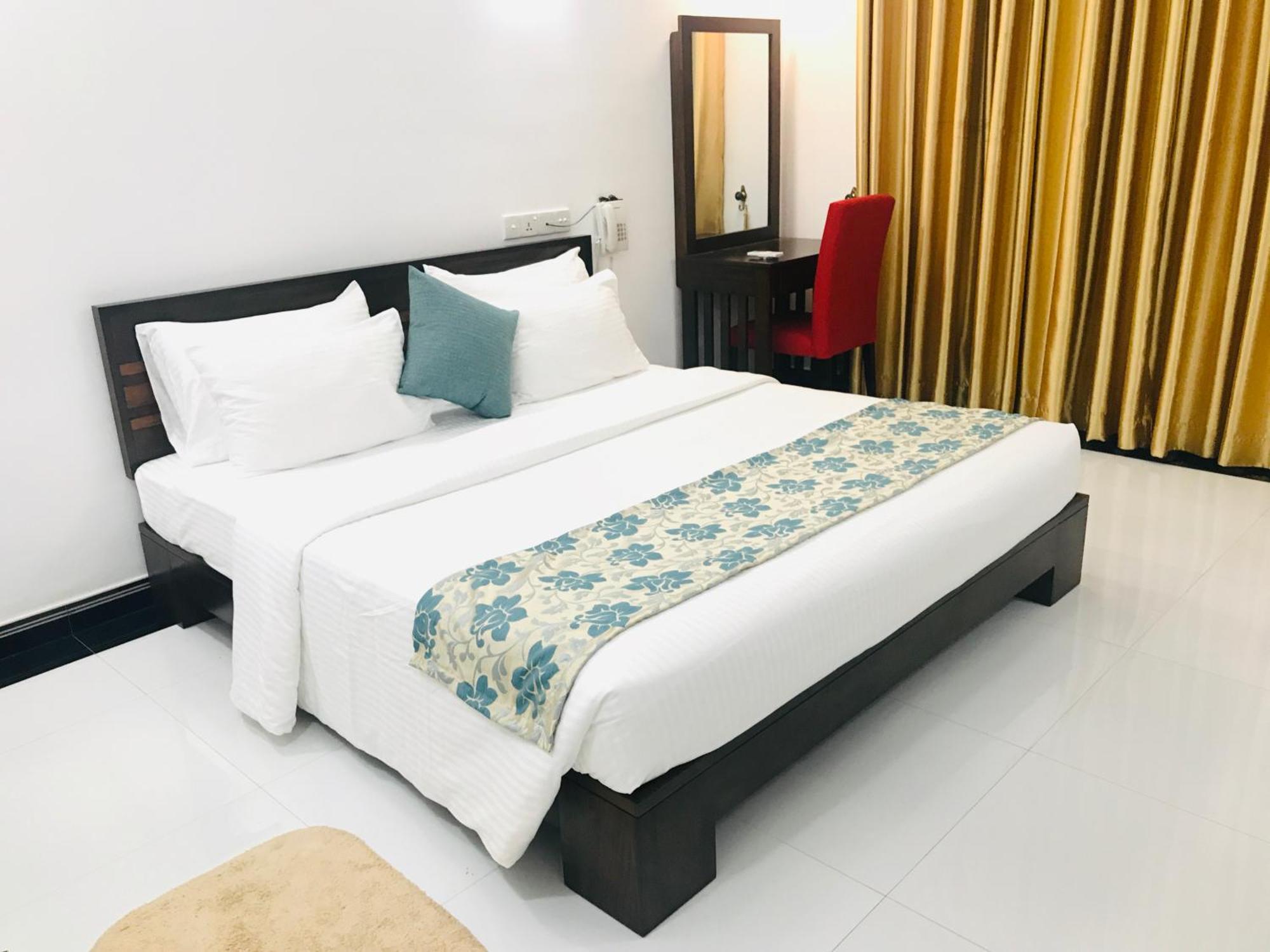Siluni'S Villa Anuradhapura Habitación foto
