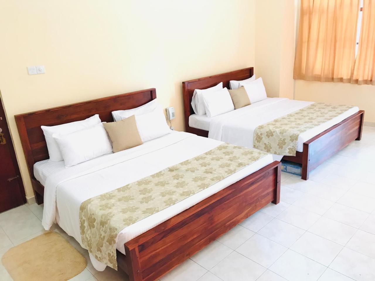 Siluni'S Villa Anuradhapura Habitación foto